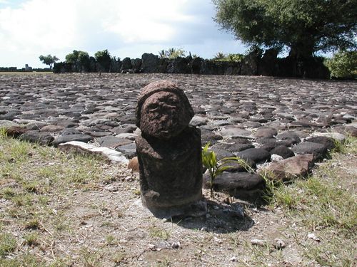 Taputapuatea_marae_Raiatea