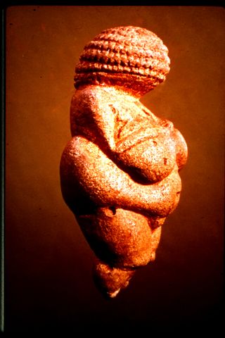 05.Venus de Willendorf