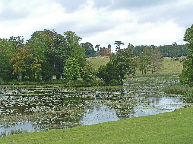 Lake_at_Stowe_Landscape_Garden_with_Temple_in_distance_-_geograph_org_uk_-_77696