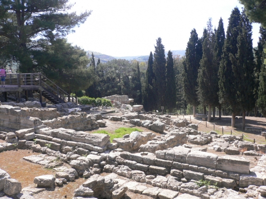 Palais-knossos-crete-grece-1034606266-1137255