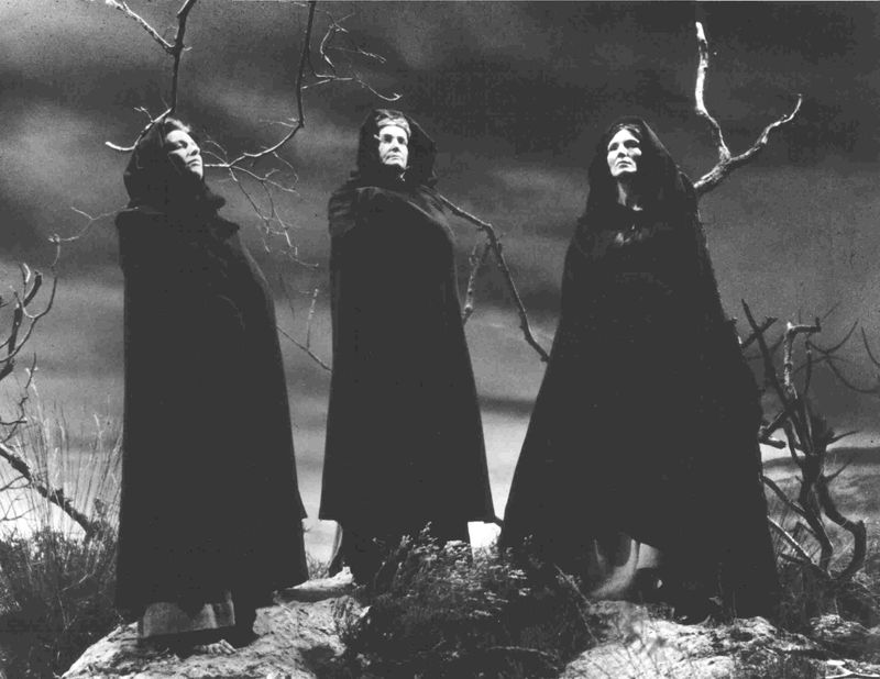 Macbeth-three-witches