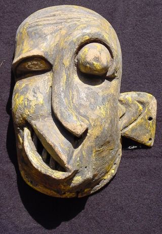 African_mask_makonde_maladie_full