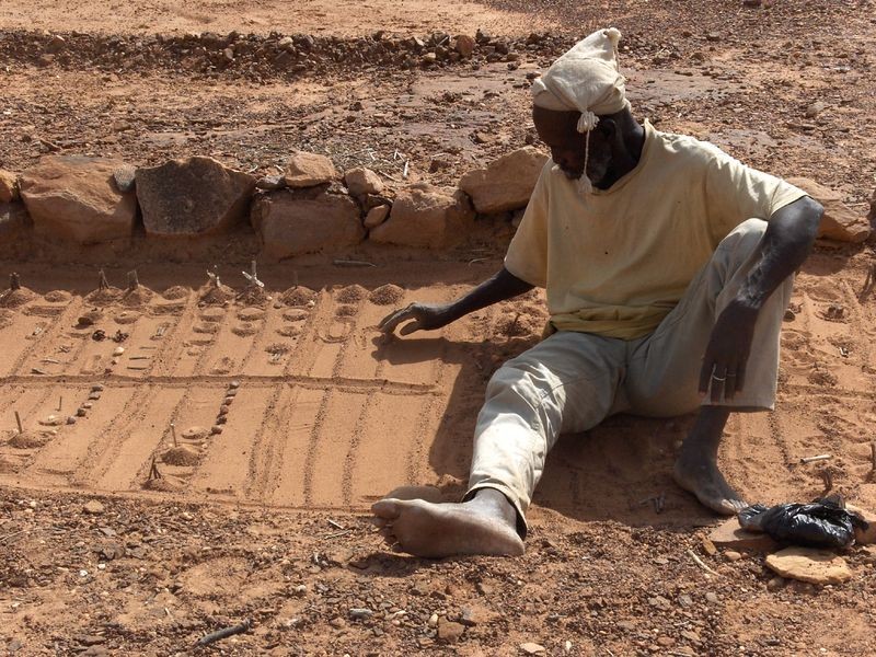 DIVINATION DOGON DIVINATION DOGON