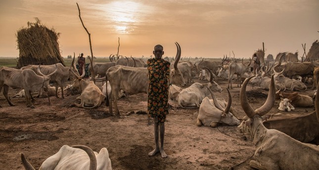 645x344-photographer-captures-beauty-of-dinka-people-south-sudans-cattle-keepers-1523104421062