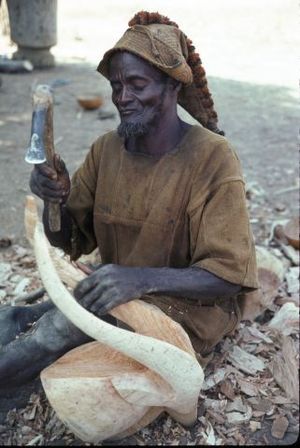 Mossi_3854_carving